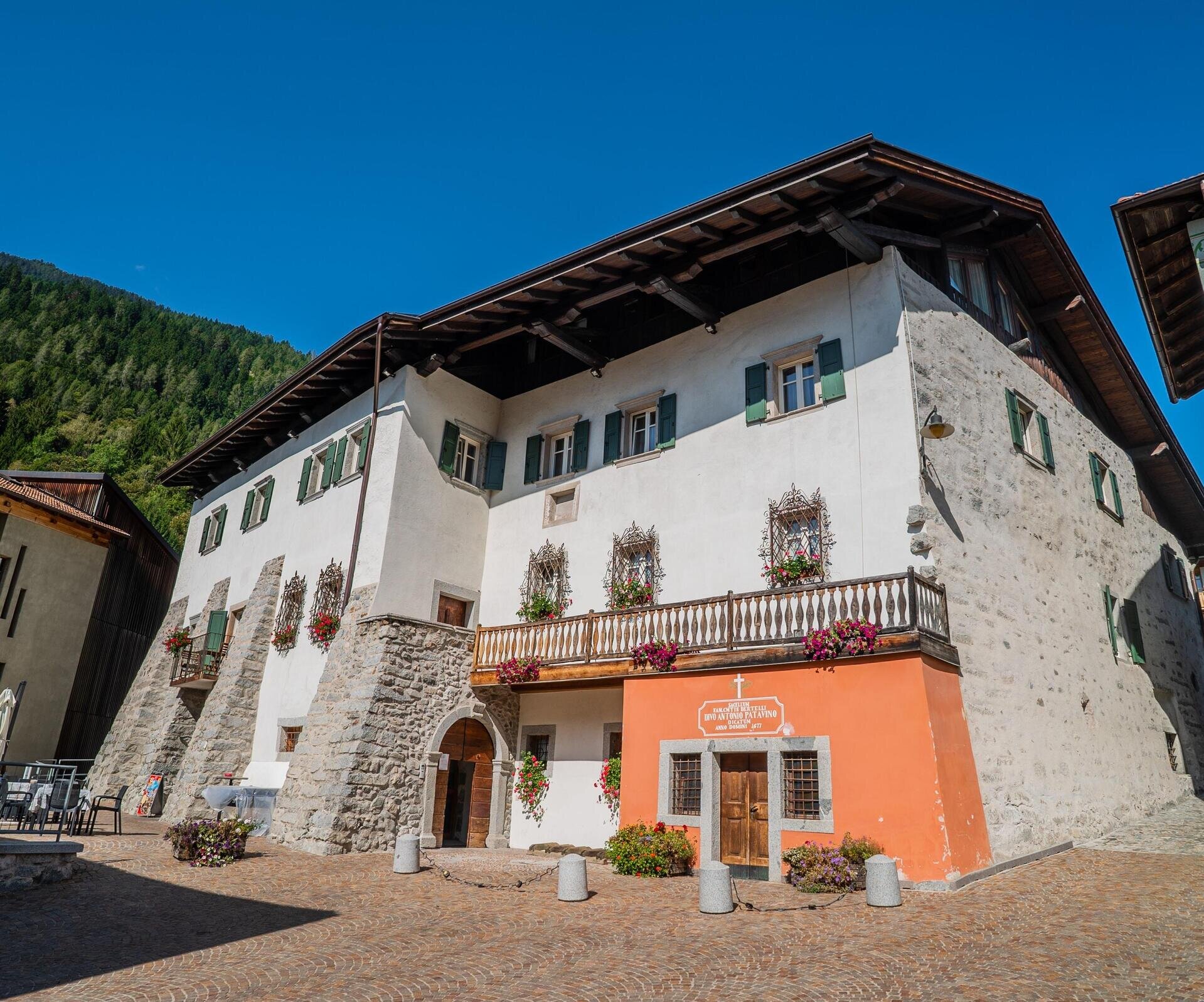 ALBERGO RISTORANTE PALAZZO LODRON BERTELLI