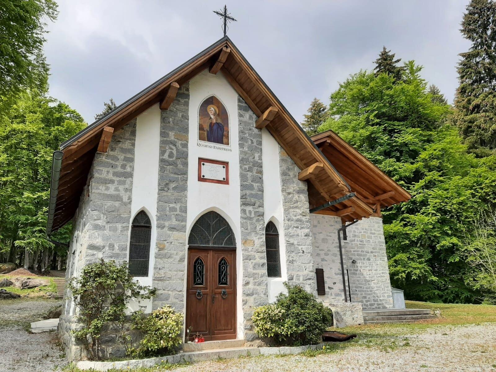 Chiesetta Madonna del Mont (campeggio)