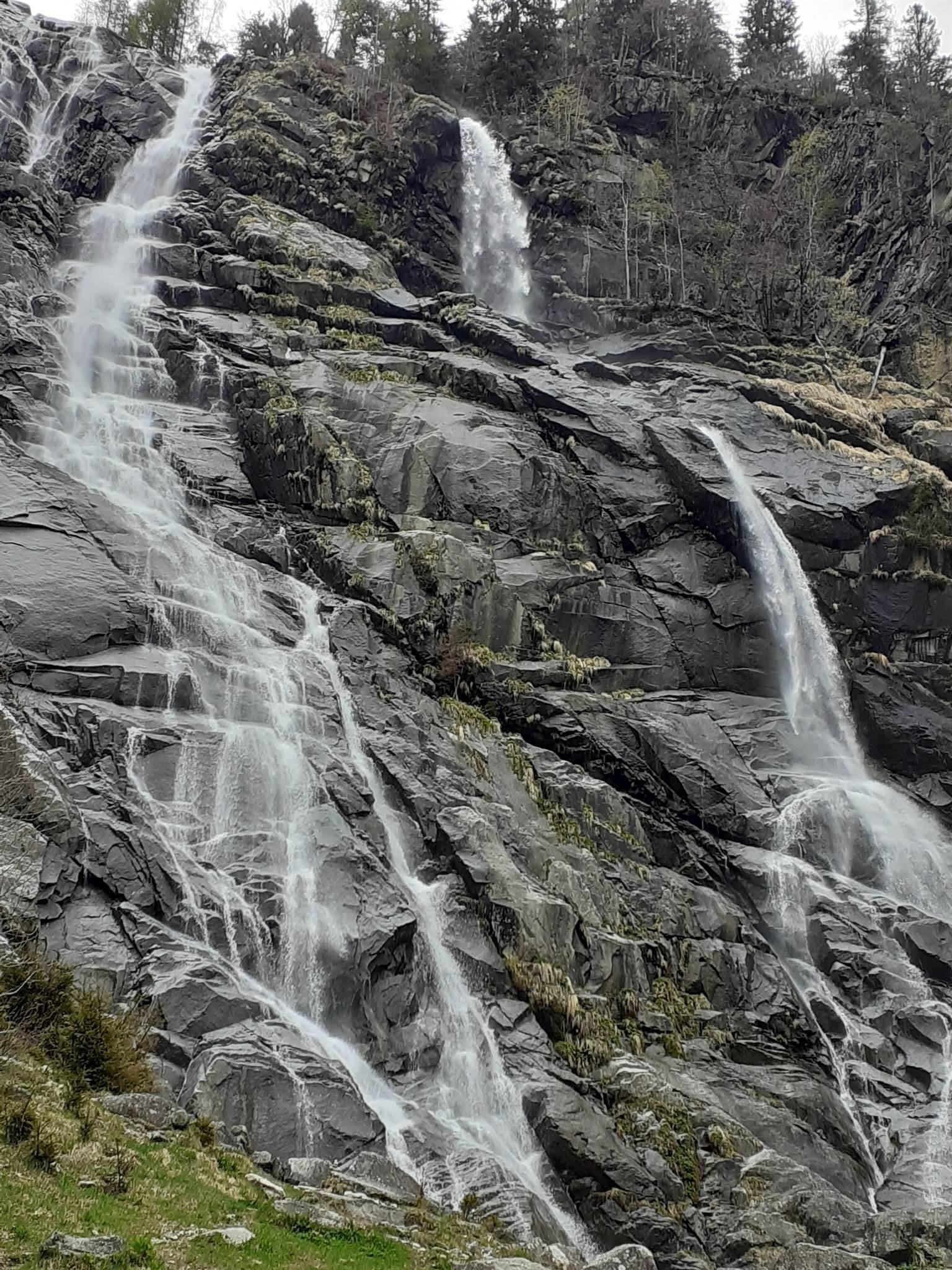 Cascate del Nardis ( a circa 25 km )