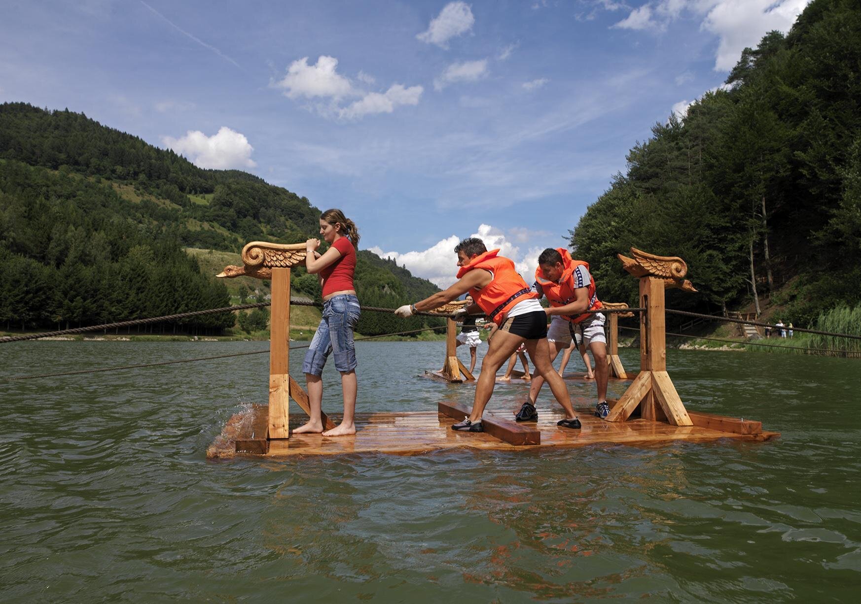 Valle del Chiese ES2218 Roncone, zattere sul lago 