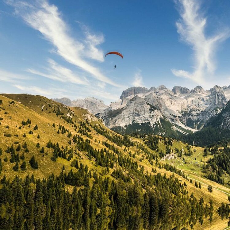 Paragliding