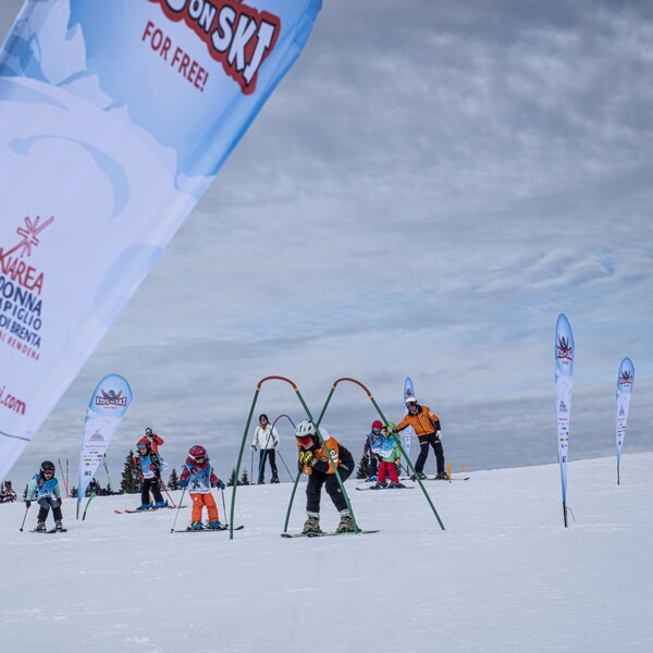 Kids on Ski | © archivio ski.it